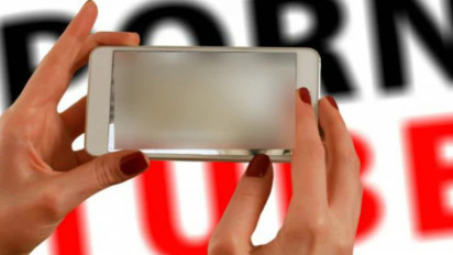 4 Fakta Video Mesum Selebgram Bali, Beda Dengan Wanita Kebaya Merah