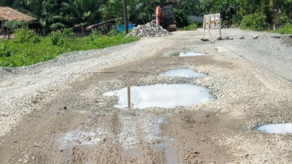 Warga Mengeluh Jalan Rusak Parah, PUPR Aceh Barat Janji Akan Segera Diperbaiki