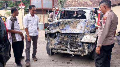 Sopir Diduga Tak Kuasai Kendaraan, Mobil Dinas PMD Blora Masuk Jurang