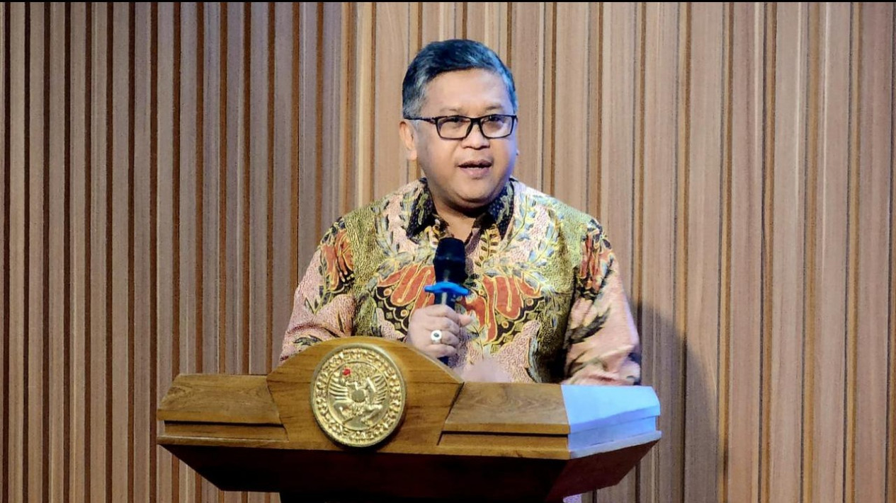 PDIP Ogah Samakan Anies, AHY, dan Aher dengan Soekarno-Hatta-Sjahrir
            - galeri foto