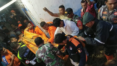 Ibu dan 2 Anaknya yang Tewas Tertimbun Tanah Longsor di Tapanuli Tengah Berhasil Ditemukan