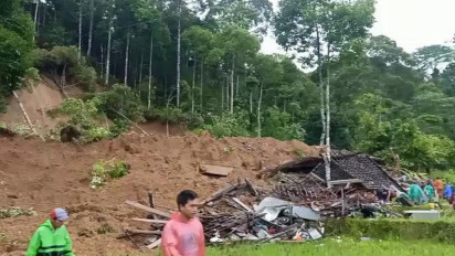 Tragis! Rumah Rata dengan Tanah, Satu keluarga Tewas Tertimbun Longsor