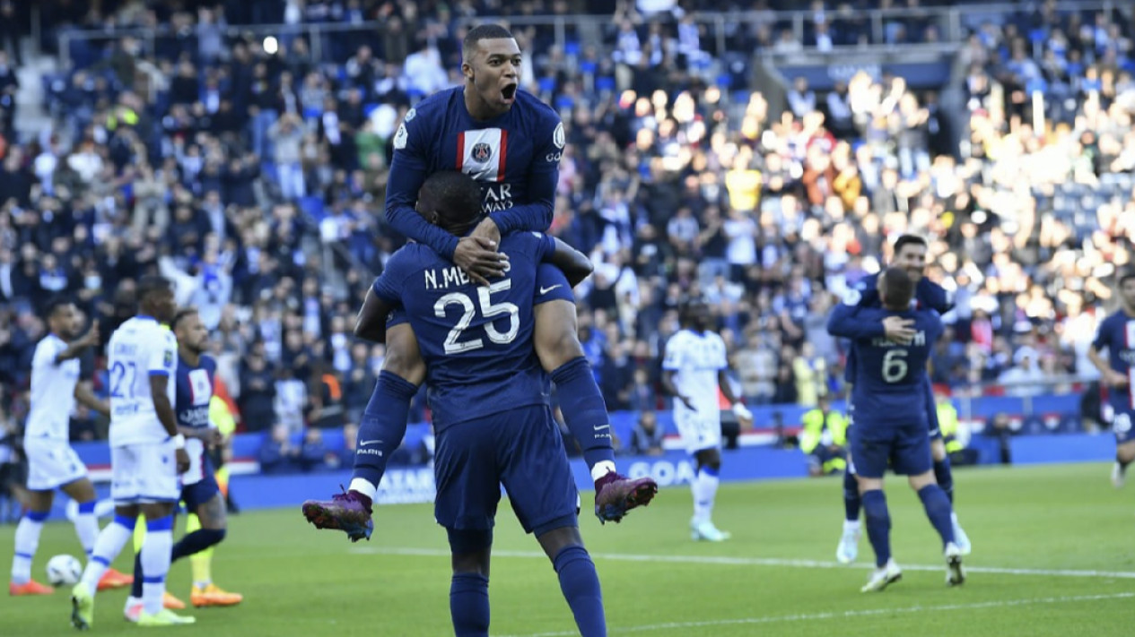 Paris Saint-Germain Menang Besar 5-0 atas Auxerre di Liga Prancis
            - galeri foto