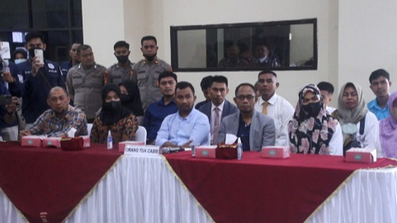 Sempat Digugurkan, Sulastri Irwan Casis Bakomsus Polwan Akhirnya Diluluskan Polda Maluku Utara
            - galeri foto