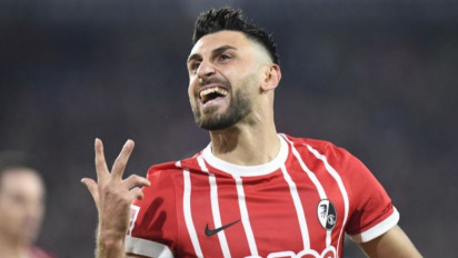 Klasemen Liga Jerman sampai Pergantian Tahun, Freiburg Tempel Bayern di Puncak