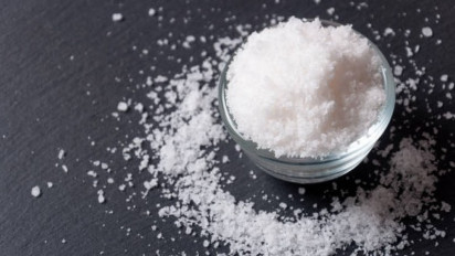 Kutu Air Bisa Hilang dengan Bahan Dapur, Garam dan Bawang Putih Jadi Solusinya