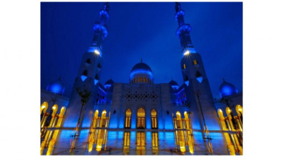 Masjid Raya Sheikh Zayed Solo Diresmikan, Ternyata Bisa Menampung Jamaah Hingga Sebanyak Ini!