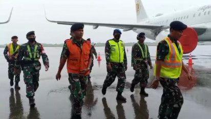 Belasan Pesawat Delegasi KTT G20 di Bandara Juanda Dijaga Ketat Pasukan TNI AL