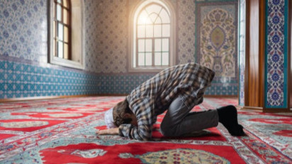 5 Waktu yang Diharamkan untuk Laksanakan Sholat, Wajib Diingat!