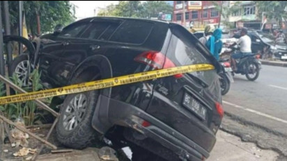 Oknum Anggota Korps Wanita TNI AL Tabrak Pedagang hingga Tewas di Palembang