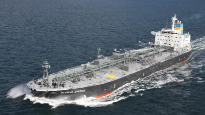 Kapal Tanker Israel Diserang Drone Bersenjata di Lepas Pantai Oman