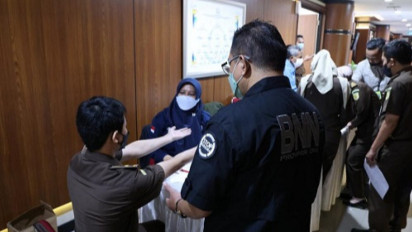 490 Orang Jaksa Agung Muda Jalani Tes Urine