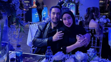 Foto Syur Diduga Sunan Kalijaga dan Denise Chariesta Beredar, Sang Istri: Saya Tahu Tubuh Suami!