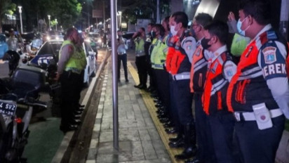 Anak Jaksel Bersiap, Petugas Gabungan Polda Metro Jaya dan Dishub DKI Lakukan Razia Parkir Liar Mulai Kamis Malam Ini