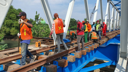 Pasca Diterjang Banjir Bandang, Jembatan BH374 Bayeman Diperbaruhi di Probolinggo