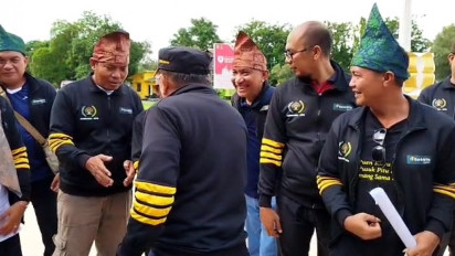 Bupati Lepas 20 Atlet Kontingen PWI Sumbawa ke Porwanas Jatim