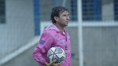 Luis Milla Kembali Meliburkan Tim, Persib Bandung Menutup Latihan Pekan Ini dengan Game Internal