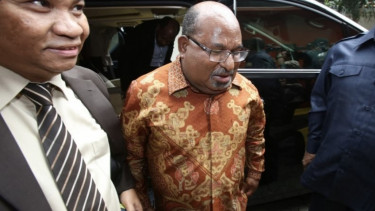 Disebut Mangkir oleh KPK, Pengacara Lukas Enembe Malah Kirim Surat