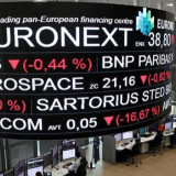IHSG Dibuka Melemah 7 Poin ke Posisi 5.865 pada Perdagangan 9 Juli 2026