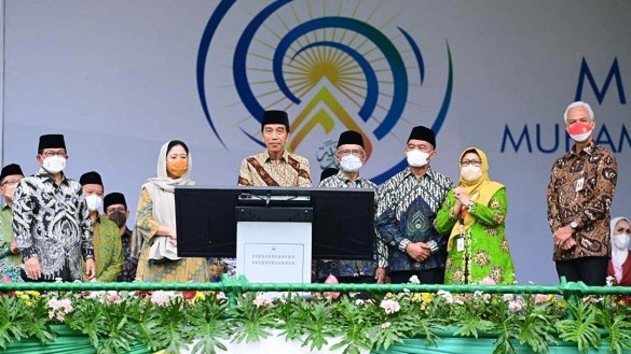 Jokowi: Indonesia Bisa Menjadi Titik Terang di Tengah Dunia yang Muram
            - galeri foto