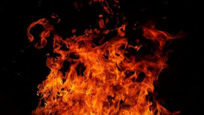 Tak Terima Diputuskan, Pria di Jagakarsa Nekat Bakar Rumah Kontrakan Pacar Tengah Malam