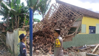 Guncangan Gempa Seperti Dijatuhi Bom, Warga di Cianjur Mengaku Trauma