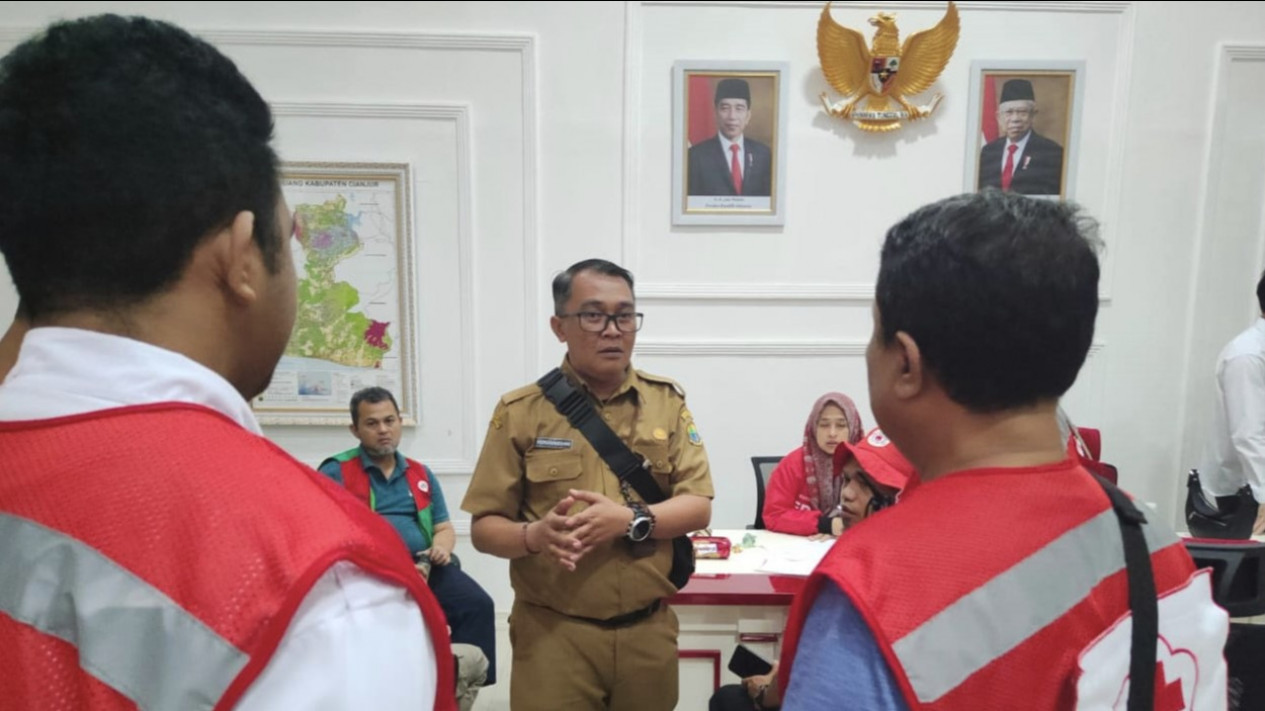 PMI Jakarta Utara Tugaskan Relawan Bantu Masyarakat Terdampak Gempa di Cianjur
            - galeri foto