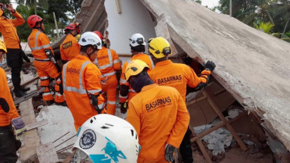 Kantor SAR Semarang Kirim Lagi Personil Tambahan Berkualifikasi Urban SAR ke Cianjur dan Anjing Pelacak