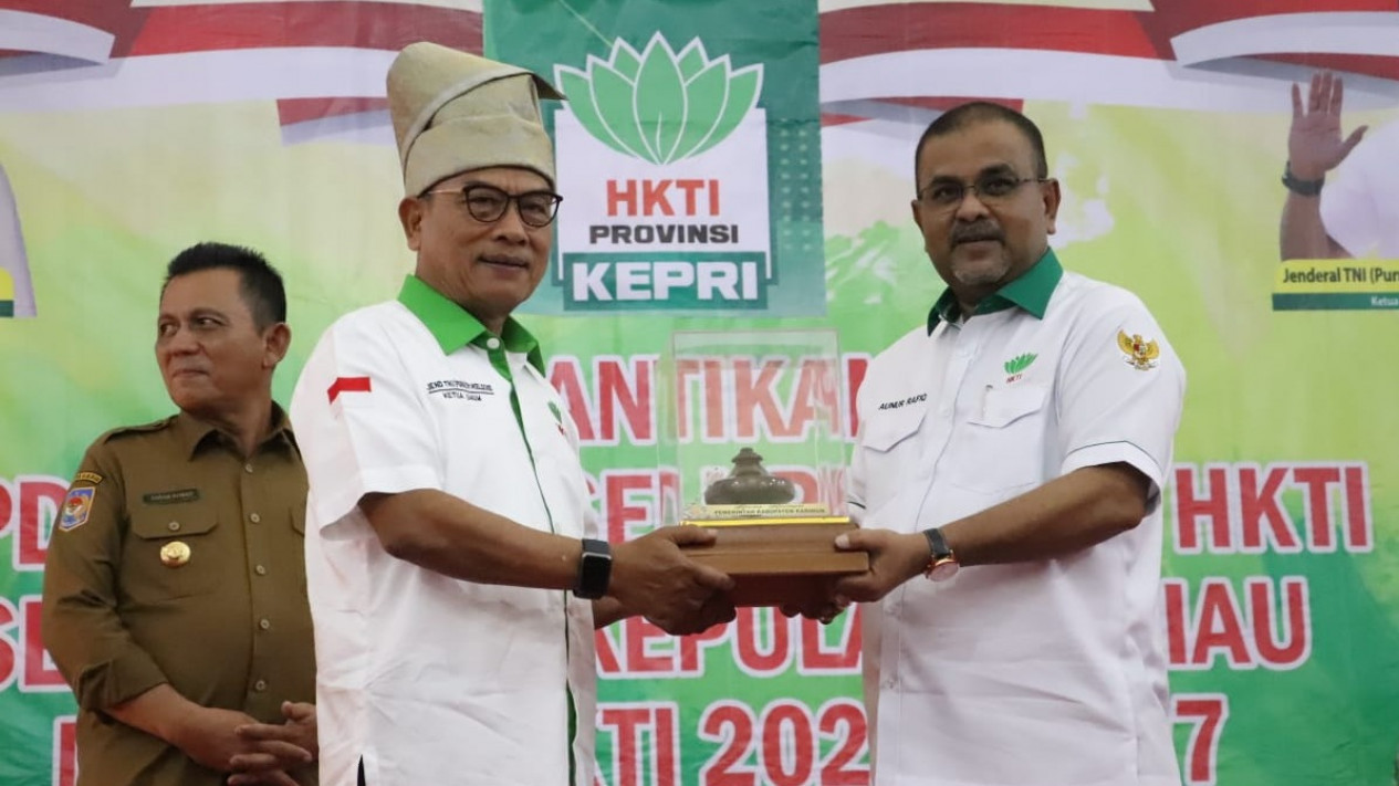 Moeldoko: Tidak Hanya Indonesia Hadapi Permasalahan Pupuk, Eropa Juga
            - galeri foto