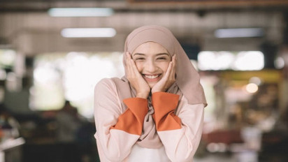 Doa Buat Wajah Cantik dan Tampan, Khalid Basalamah Jelaskan Sabda Rasulullah SAW