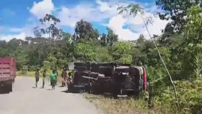 Laka Lantas di Jalan Trans Nabire Timika, 5 Orang Meninggal Dunia Belasan Luka-luka