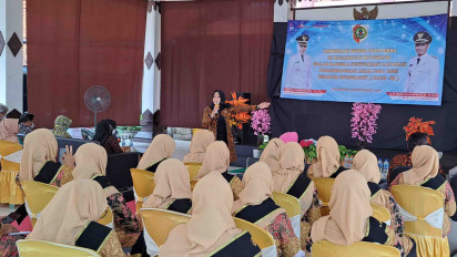 Wujudkan Layanan PAUD Berkualitas, Bupati Ikfina Minta Bunda PAUD Bentuk Pokja dan Koordinasi dengan Stakeholder