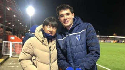 Shin Tae-yong Pamer Foto Bareng Elkan Baggott, Pertanda Gabung di skuad Piala AFF 2022?