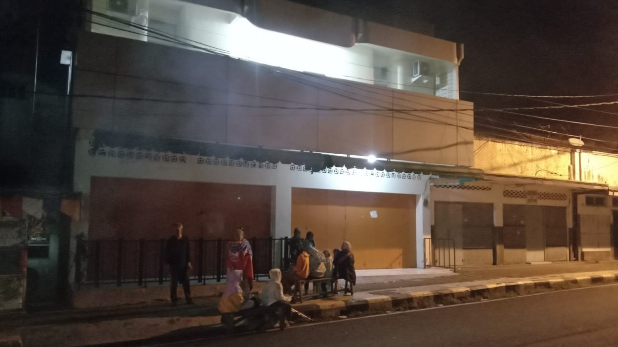 Terjadi 8 Kali Gempa Susulan di Malam Hari, Baru Saja Cianjur Diguncang Magnitudo 4,1
            - galeri foto