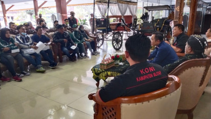 Bonus Atlet Juara Porprov Jatim Tidak Diberikan, Mahasiswa Demo Pendopo Blitar