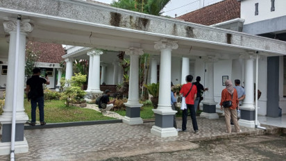 Napak Tilas Sejarah Lewat Jelajah Sekolah di Purwokerto