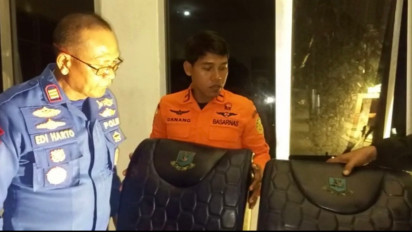 Seorang Nelayan Temukan Diduga Jok Helikopter Milik Polri yang Hilang Kontak di Perairan Buku Belitung Timur