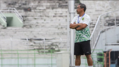 Aji Santoso Ingin Manajemen Persebaya Kontrak George Brown, Begini Alasannya