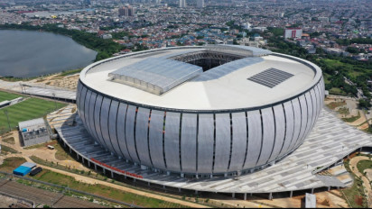 Beda Sikap Menpora-PSSI dengan Pelatih Persija soal JIS: Indah Rasanya, Main di Stadion Ini