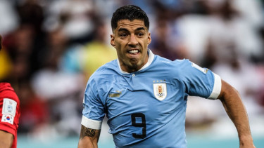 Mengenang 3 Korban Aksi Ganas Luis Suarez di Atas Lapangan, sampai Bikin Geger Piala Dunia 2014