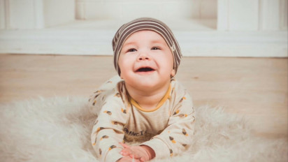 Apa Itu Tummy Time dan Manfaatnya untuk Bayi?