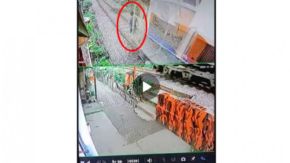 Terpantau CCTV Detik Pelajar SMP Tewas Mengenaskan di Rel Perlintasan Kereta Api