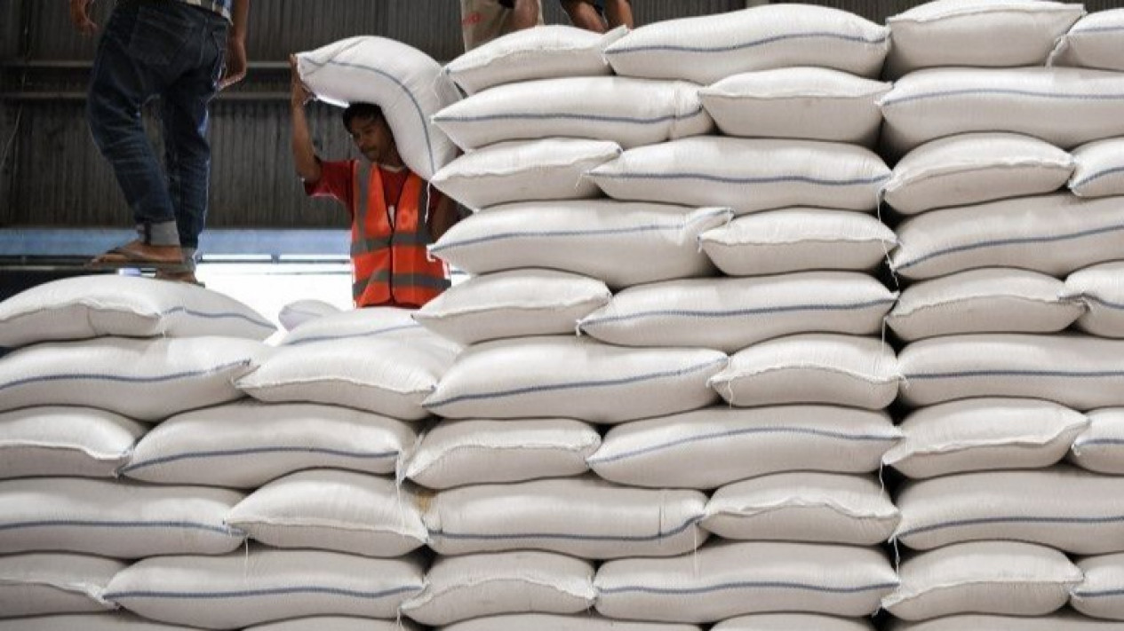 Menghadapi Natal Pemerintah Gelontorkan Beras Untuk Stabilkan Harga
            - galeri foto