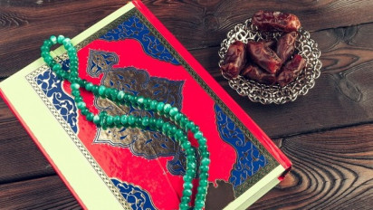 Keutamaan Membaca Surah Yasin pada Malam Jumat