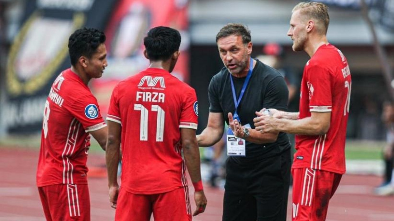 Persija Jakarta Dapat Kabar Baik Jelang Bergulirnya Liga 1 2022, Siap Tempur Lawan Persib Bandung
            - galeri foto