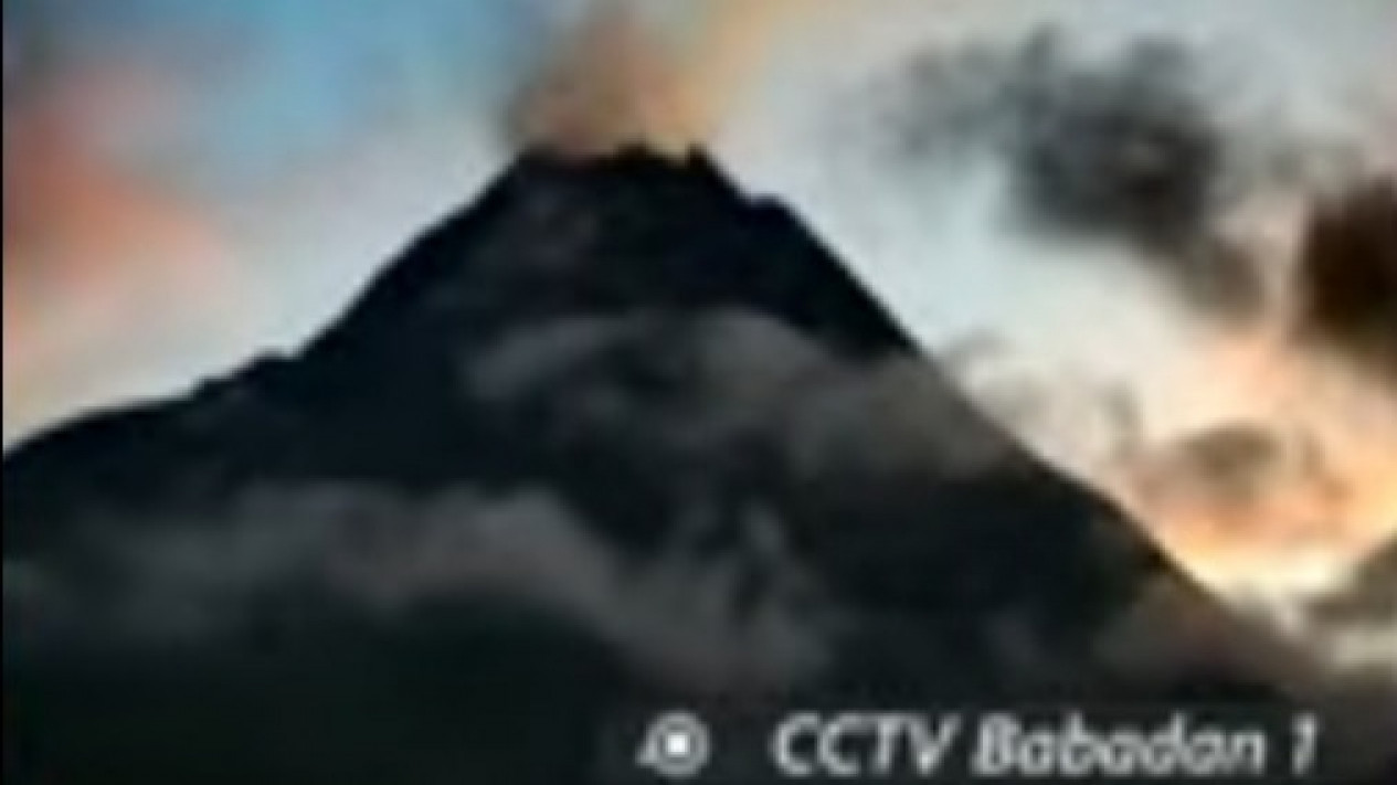 Gunung Merapi Teramati Gempa Guguran 16 Kali dan Vulkanik Dalam 11 Kali
            - galeri foto