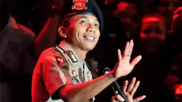 Norman Kamaru saat masih berkarir di kepolisian