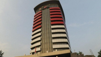 KPK Periksa Sekretaris Dekom Pertamina Terkait Kasus Pengadaan LNG 