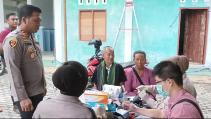 Warga Korban Banjir Bandang di Desa Sinomwidodo Pati Mulai Terserang Penyakit