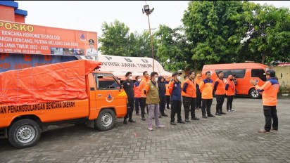 Status Gunung Semeru Awas, Gubernur Khofifah Minta Masyarakat Tak Panik, Evakuasi Diri, Pemerintah Beri Layanan Terbaik